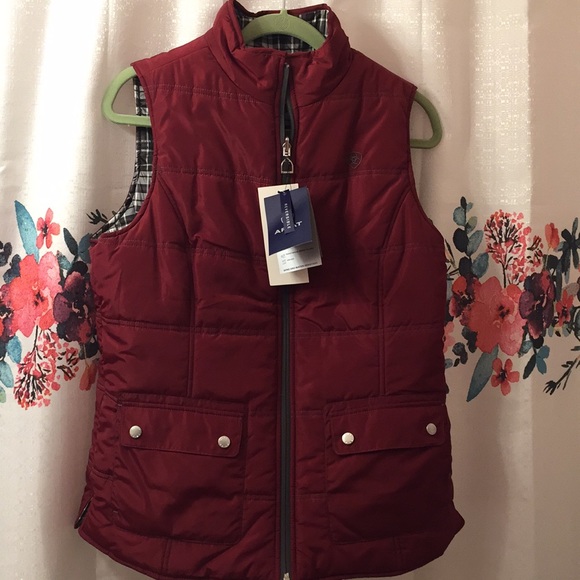 Ariat Jackets & Blazers - Ariat Galway reversible puffer vest L - NWT